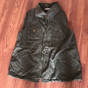 Ultility vest